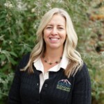 Jen Thackeray headshot